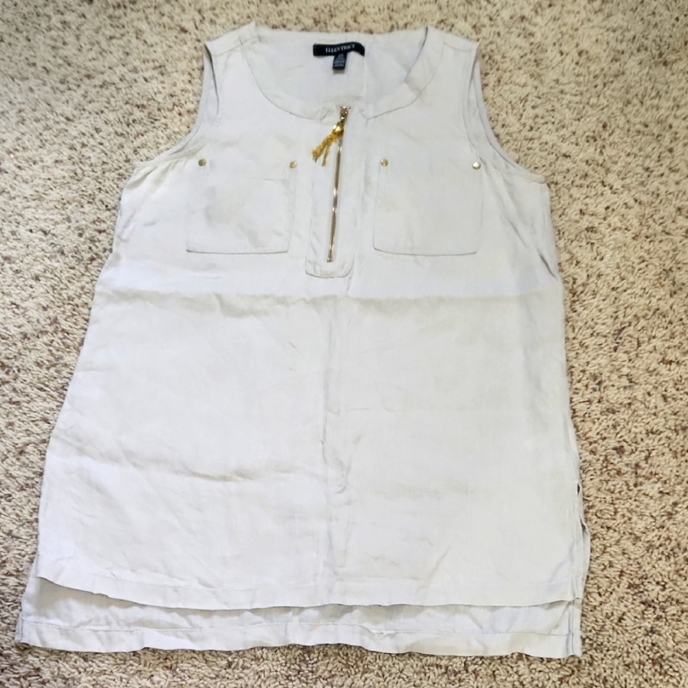 Ellen Tracy 100% Linen Split Hem Top